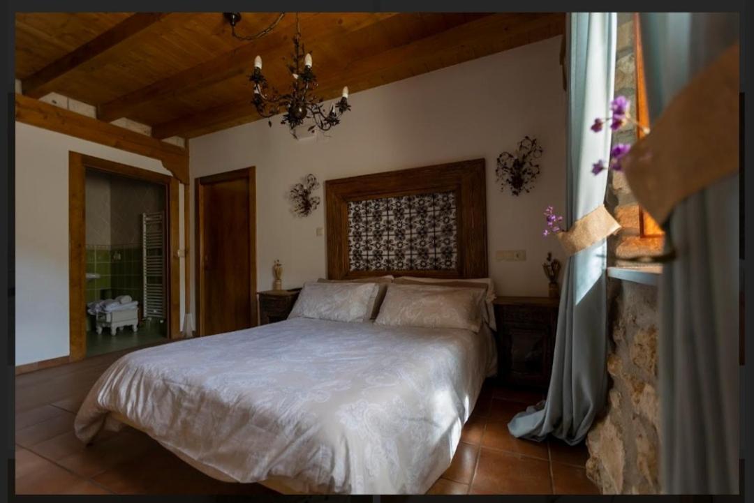 Hotel Rural En Las Cascadas De Tobera Luaran gambar
